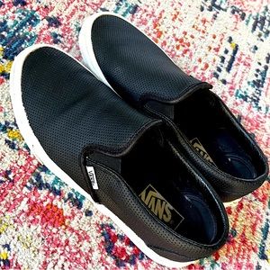 Black Leather Women’s Vans 8.5